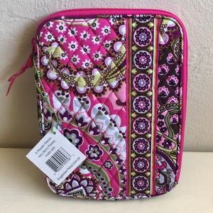 Vera Bradley e-reader case -Very Berry Paisley NWT